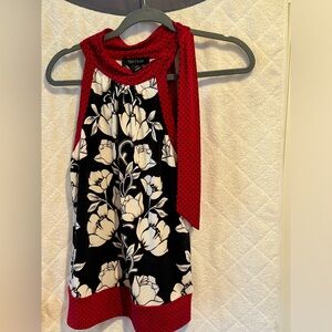 Beautiful blouse from White House black market